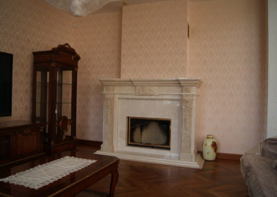 Мраморный камин